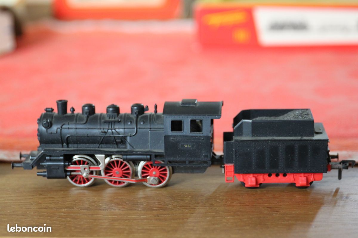 Locomotive Fleischmann ref 1304 avec Tender (image 1)