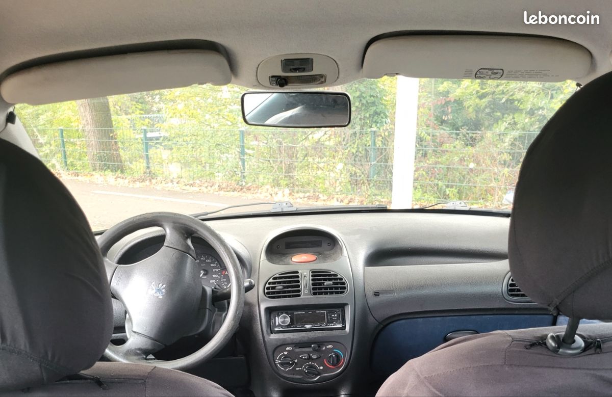 Peugeot 206 2.0 hdi 5cv 90ch (image 3)