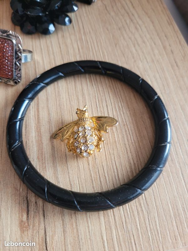 Lot Revendeur Bijoux Fantaisie À VENDRE! - FR