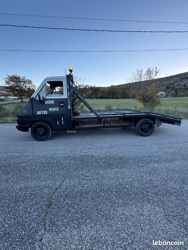 Depanneuse Renault master 1 T35D (image 1)