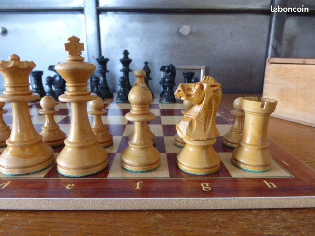 Jeu d'échecs Phidias HGP en buis, motif Staunton, ASPTT des années 1960 (image 4)