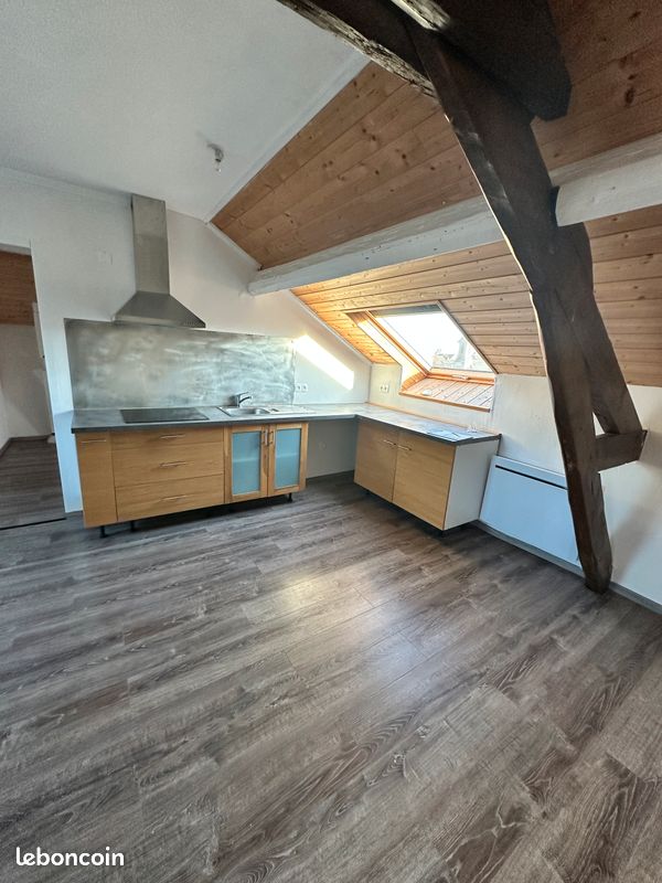 Appartement 3 pièces 45 m² · à Le Creusot · 45 m² · 420 €