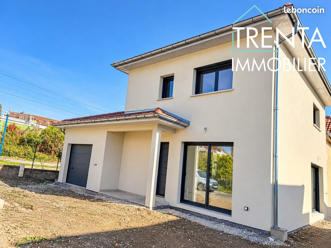 Maison 5 pièces 104 m² · à Moirans · 104 m² · 350 000 €