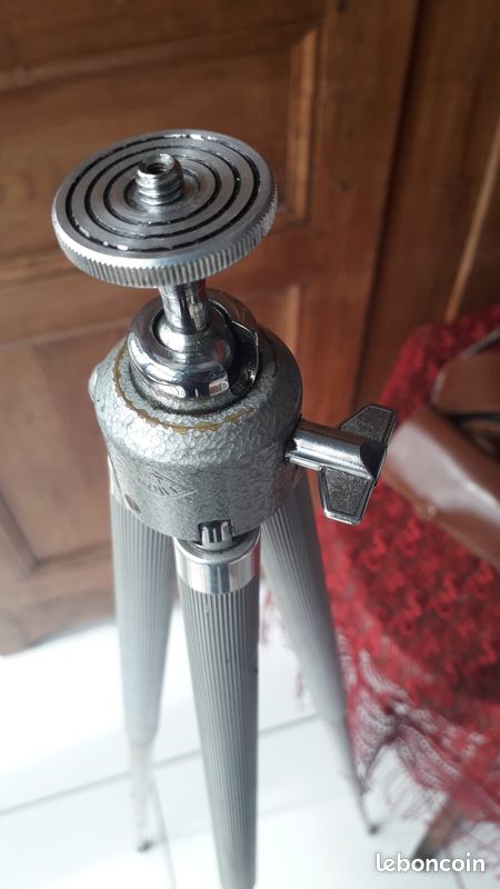 Lot de 2 trépieds pliables de 30 cm, cadre de table à monter soi-même Lot de 2 trépieds pliables de 30 cm, cadre de table à monter soi-même