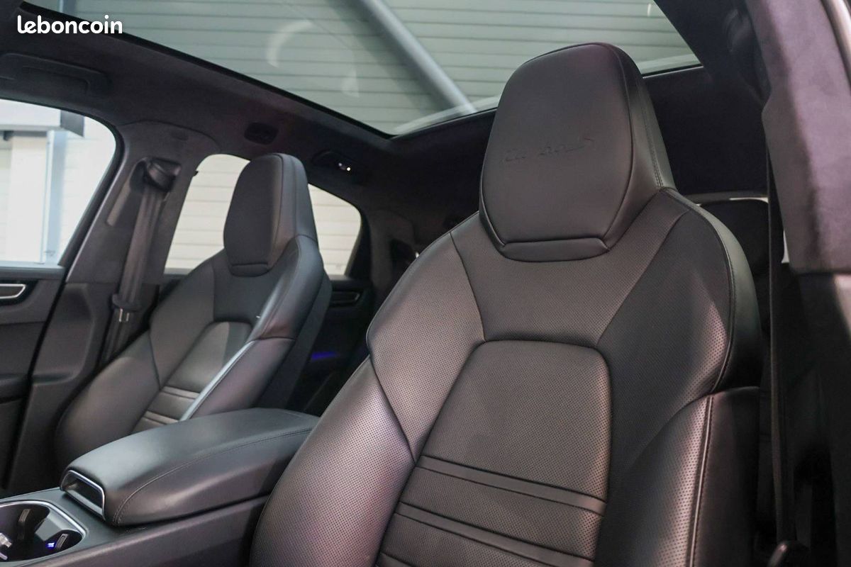 PORSCHE Cayenne Coupe E-Hybrid 4.0 V8 680 ch Tiptronic BVA Turbo S (image 15)