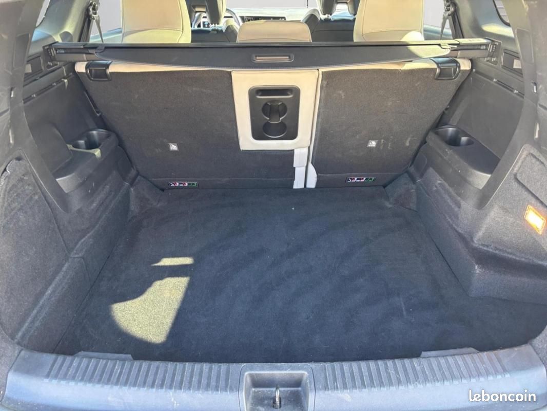 Renault Espace VI E-Tech hybrid 200 Iconic (image 19)