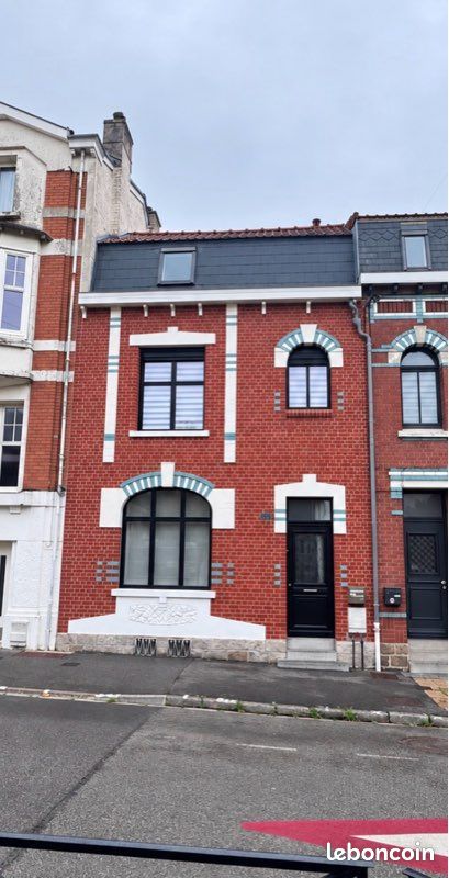 Maison 5 pièces 123 m² · à Valenciennes · 123 m² · 240 000 €