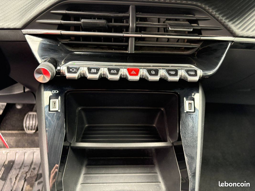 PEUGEOT 2008 BlueHDi 110 S&S BVM6 Active Business (image 13)