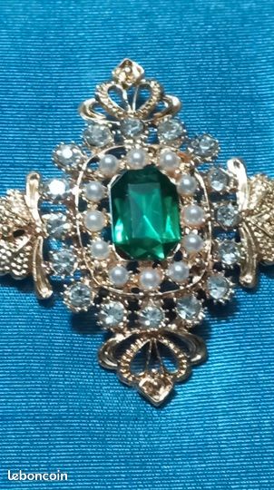 Broche Vintage Alcozer Belle En Métal Et Cristal - Motif Couronne, Occasion