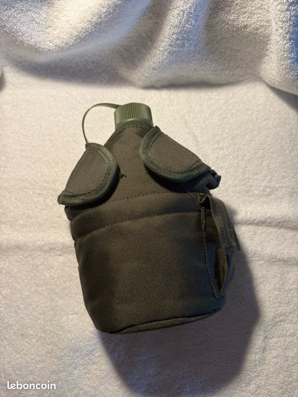 Gourde militaire tactique plastique housse (image 1)