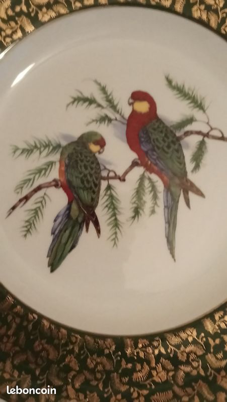 Rare paire d’assiettes décoratives anglaises porcelaine, signées Wood & Sons (image 4)