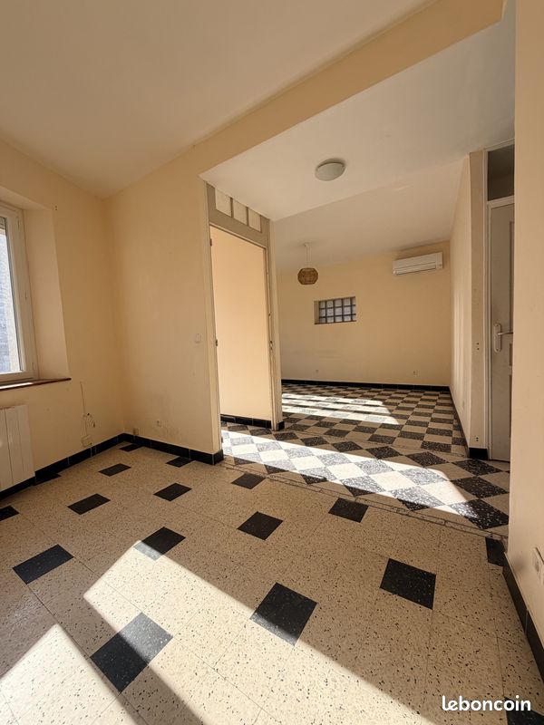 Maison 3 pièces 110 m² · à Lézignan-Corbières · 110 m² · 99 000 €