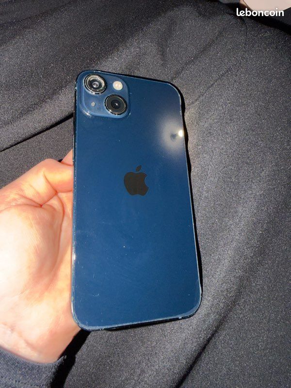 IPhone 13 (image 2)