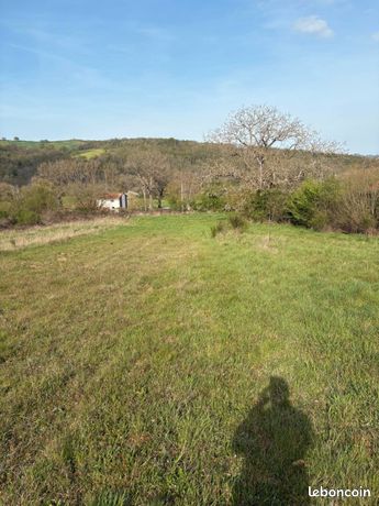Terrain 9100m2 Montcel