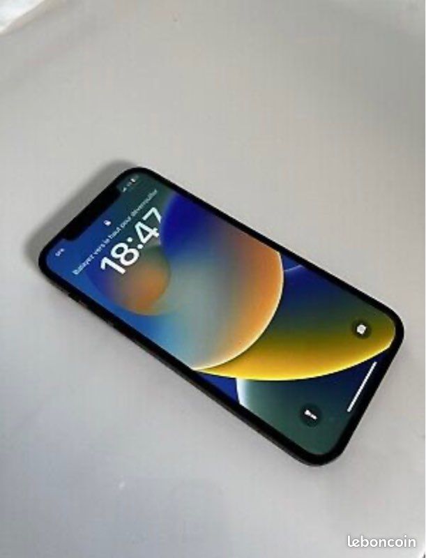 IPhone 12 Noir (image 5)