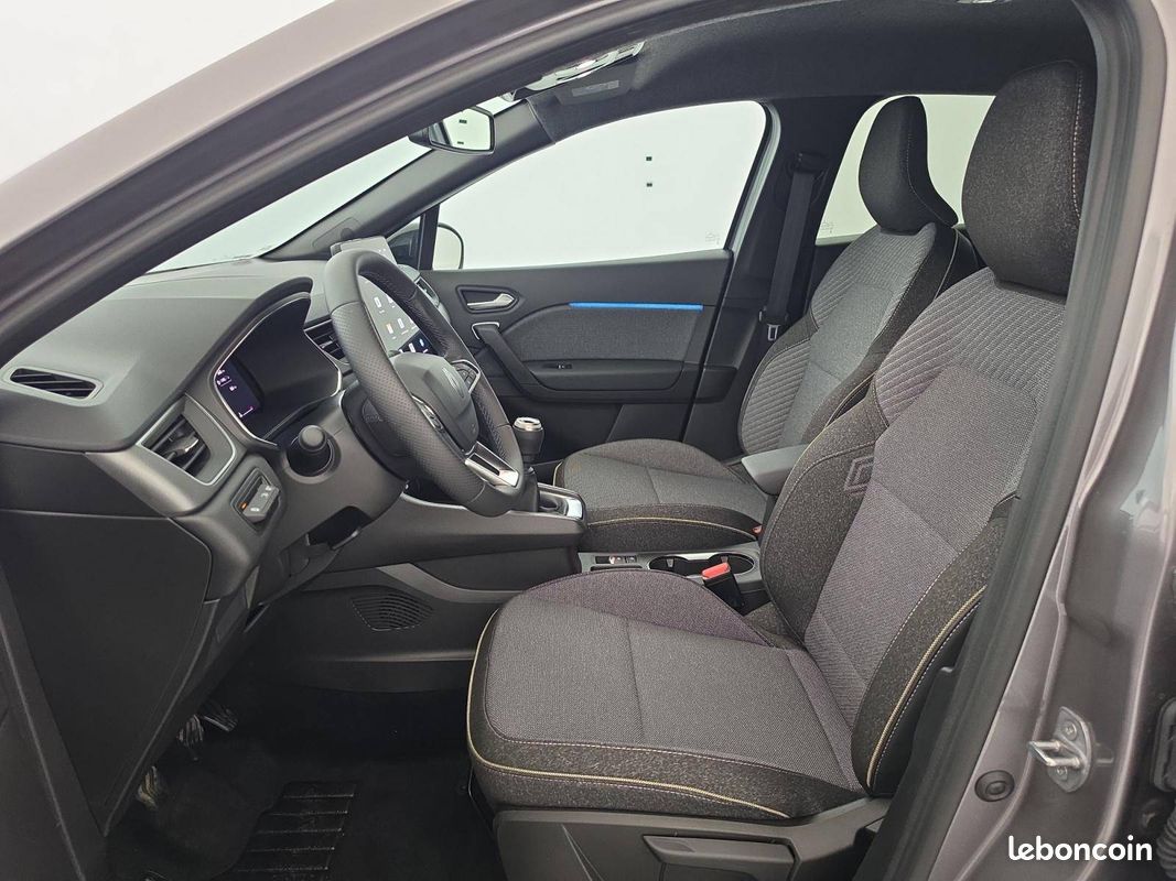 RENAULT Captur TCe 115 ch Techno (image 9)