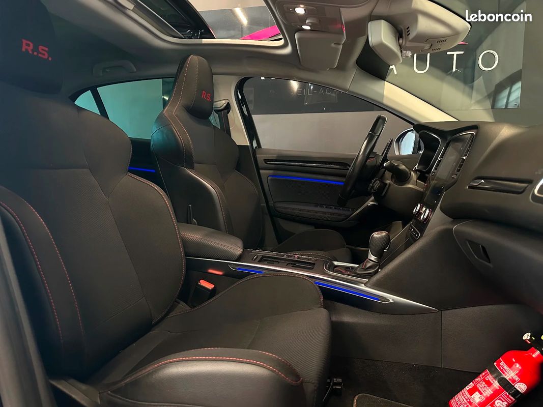 RENAULT MEGANE IV BERLINE TCe 280 EDC RS - TOIT OUVRANT (image 11)
