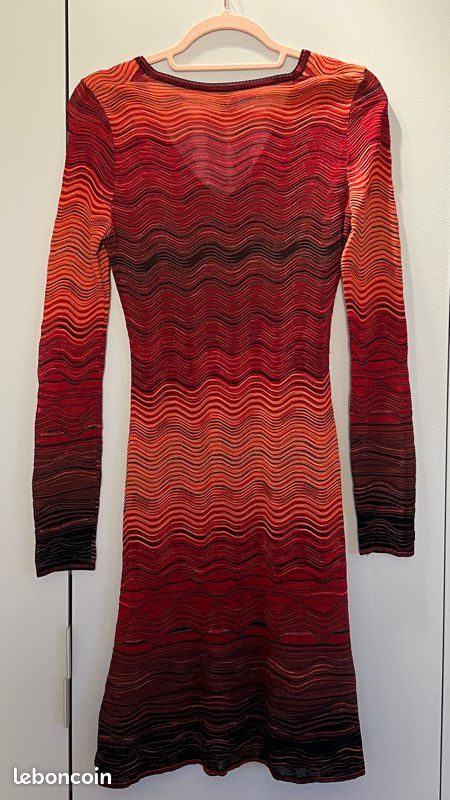 Robe Missoni Noire Taille 38 - Occasion Très Bon état, Matière Polyamide, Style Chic