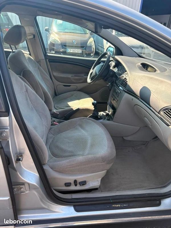 Citroen C5 2.0 HDI 138cv exclusive (image 11)
