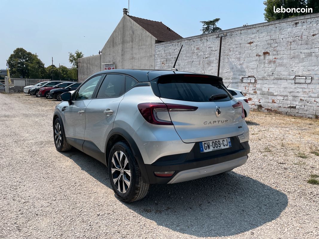 Renault captur ii 1.6 e-tech full hybrid 145 evolution automatique (image 4)