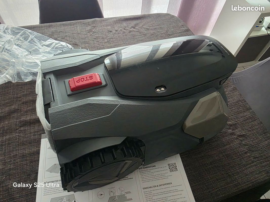 Robot tondeuse Neobitat N500 IA Vision – Neuf – 500 m² – Sans câble / RTK (image 1)