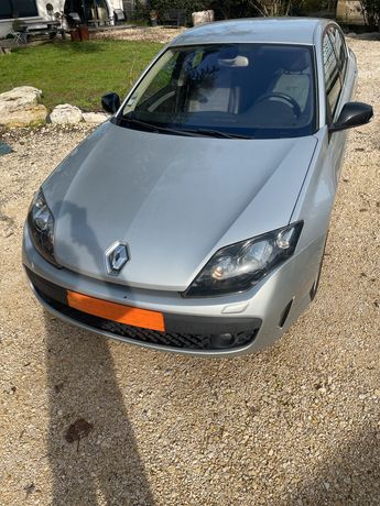 Achat Renault Laguna 3 2 L Estate d'occasion pas cher à 4 900 €