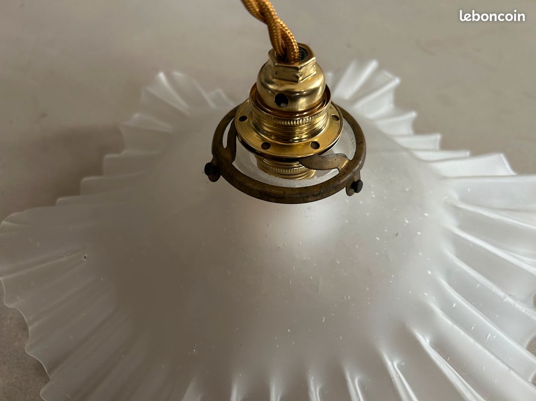 Suspension en verre ancienne (image 12)