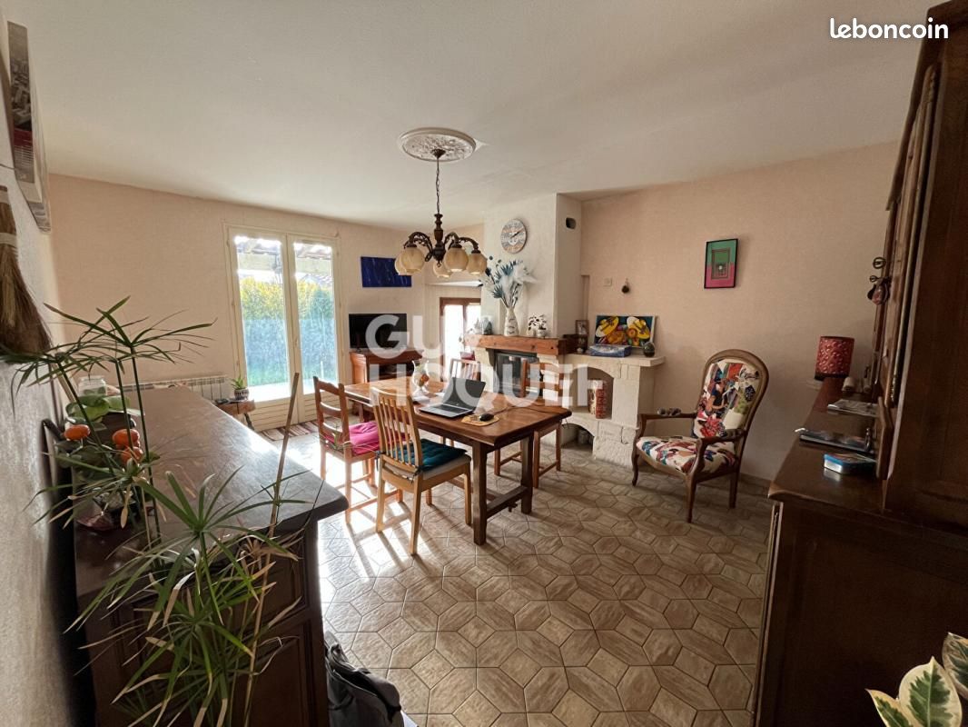 Maison 5 pièces 101 m² · à La Flotte · 101 m² · 529 000 €