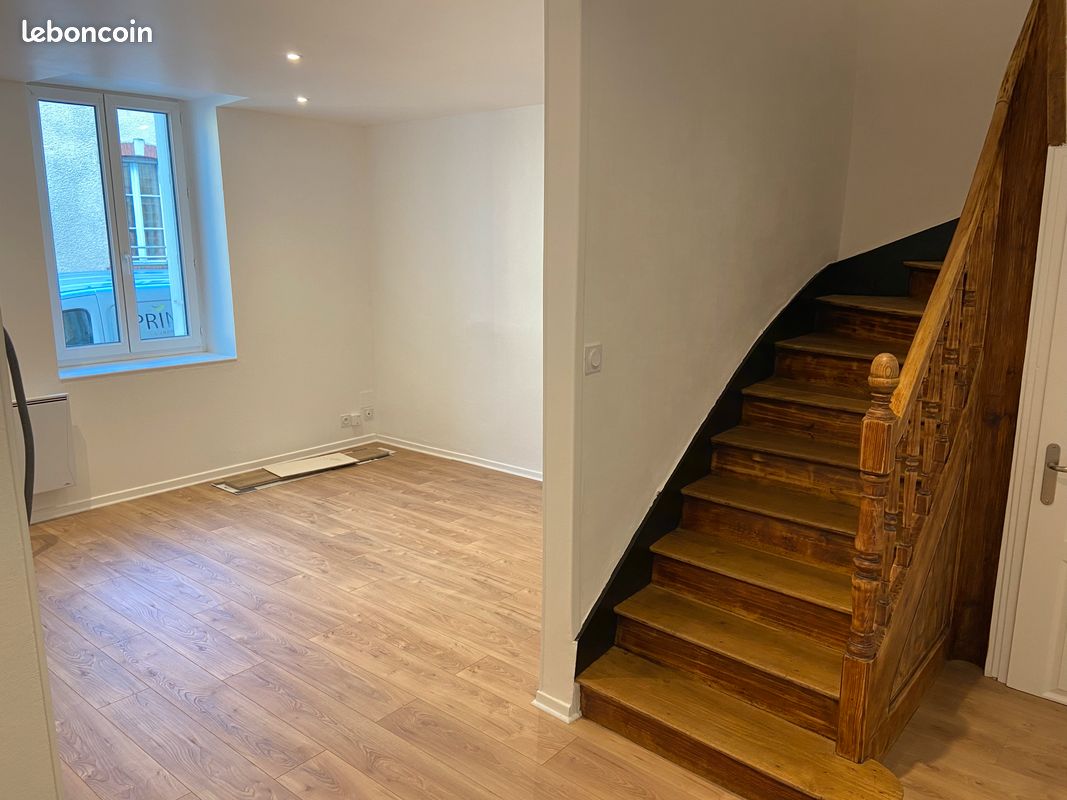 Maison 5 pièces 87 m² · à Cholet · 87 m² · 890 €