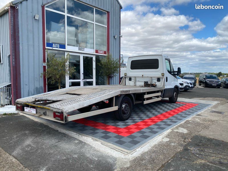 Iveco Daily plateau 2.3 hpi 150 CH RÉVISE ET GARANTIE FACILITÉ PAIEMENT 3X4X (image 4)