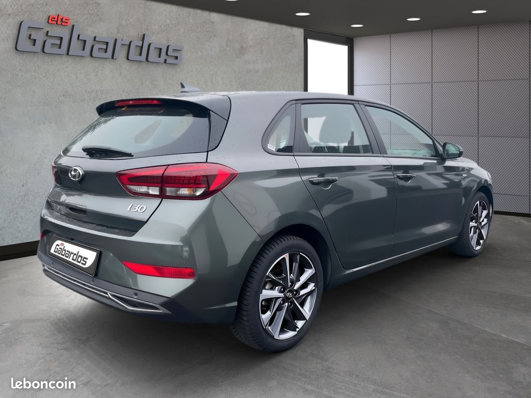 Hyundai i30 T-GDI 120 HYBRIDE 48V CREATIVE BVA (image 8)