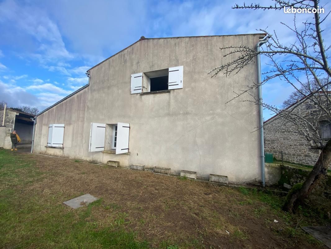 Maison 4 pièces 90 m² - Saint-Savinien 17350 (image principale 10)