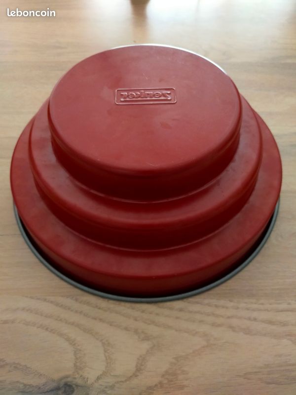 Moule à gâteau à 3 étages (image 1)