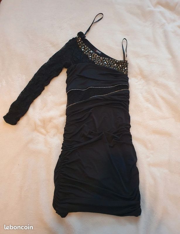 Robe élégante asymétrique morgan de toi Vêtements