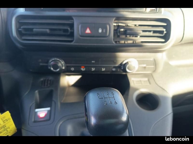 Citroen Berlingo Van M 650kg BlueHDi 100ch S&S Cabine Extenso 3 places Pack Driver Connect (image 21)