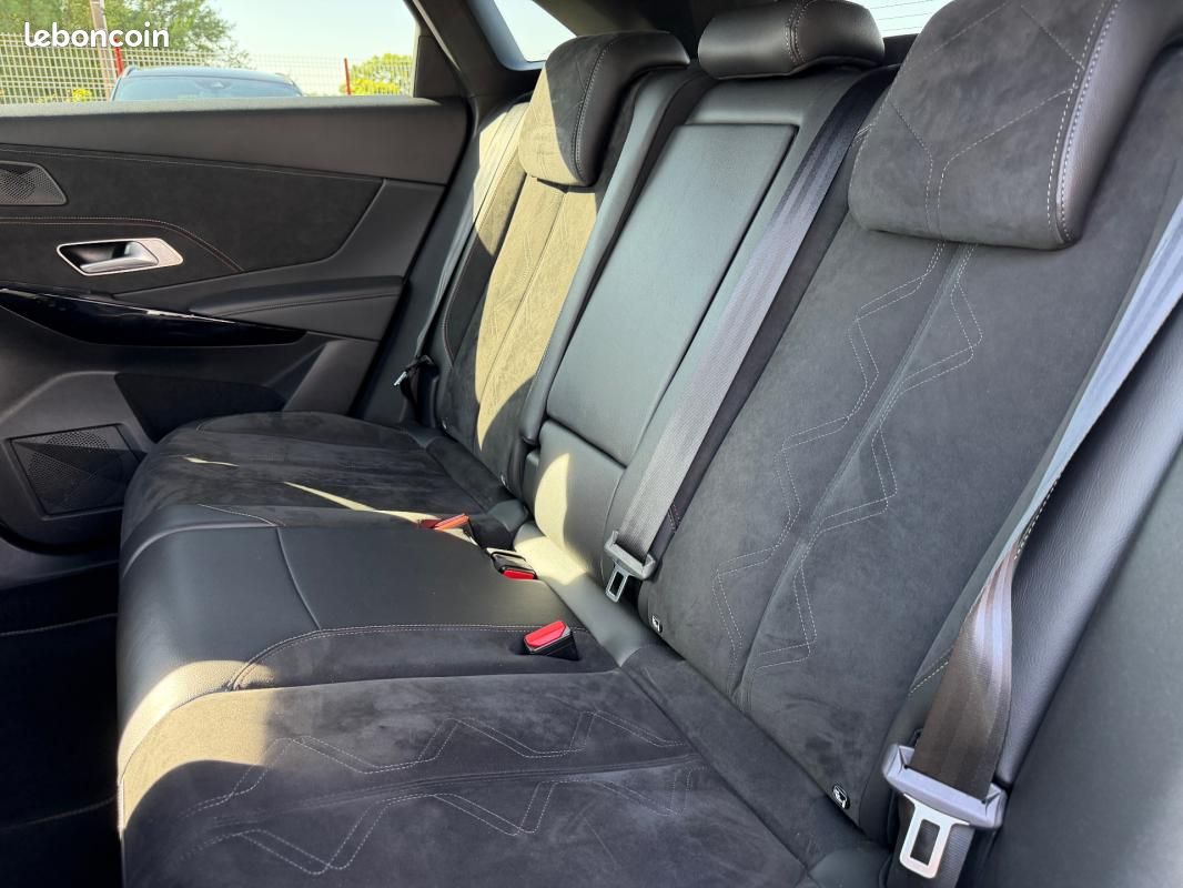 DS 7 Crossback BlueHDi 180 EAT8 Performance Line (image 15)