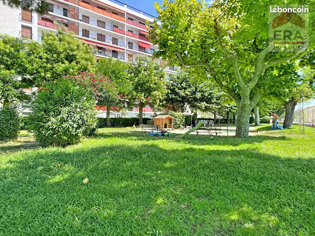 Appartement 3 pièces 61 m² · à Marseille · 61 m² · 180 000 €
