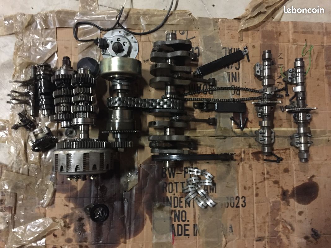 Intérieur moteur YAMAHA 600 DIVERSION (image 1)