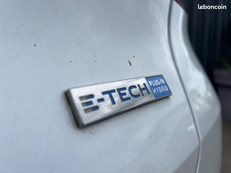 Renault CAPTUR II 1.6 E-TECH PLUG-IN 160CH INTENS (image 8)