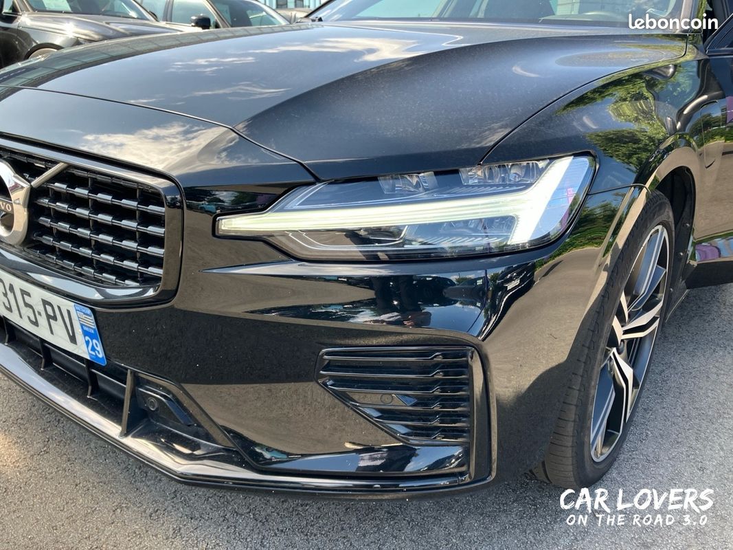 VOLVO S60 T6 AWD Recharge 253 ch + 145 ch Geartronic 8 R-Design (image 29)