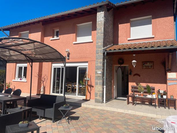 Maison de ville 6 pièces 145 m²