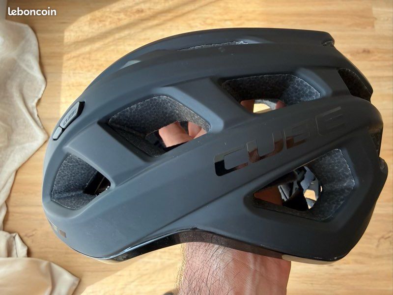 CUBE HELMET ROAD RACE Noir (image 5)