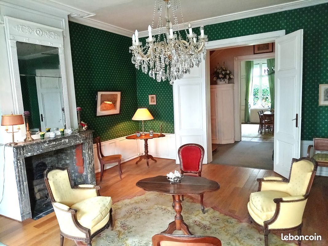 Maison 8 pièces 245 m² · à Saint-Omer · 245 m² · 220 000 €