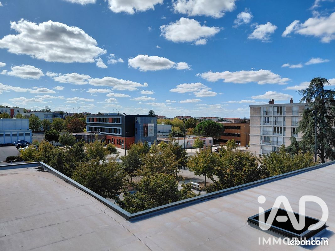 Appartement 3 pièces 65 m² · à Soyaux · 65 m² · 60 000 €