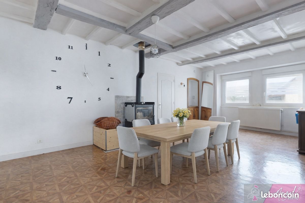 Maison 5 pièces 154 m² · à Audelange · 154 m² · 170 000 €