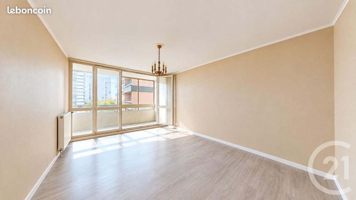 Appartement 3 pièces 61 m² · à Aubervilliers · 61 m² · 179 000 €