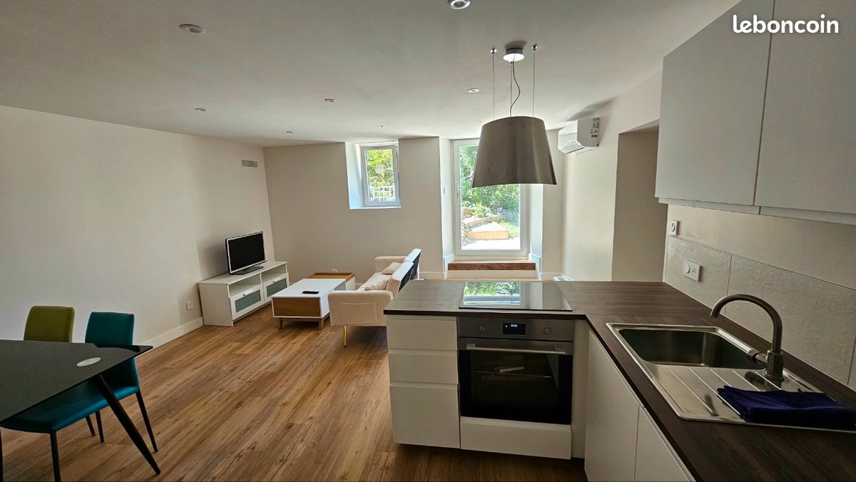 Appartement 3 pièces 75 m² · à Chavanod · 75 m² · 2 100 €