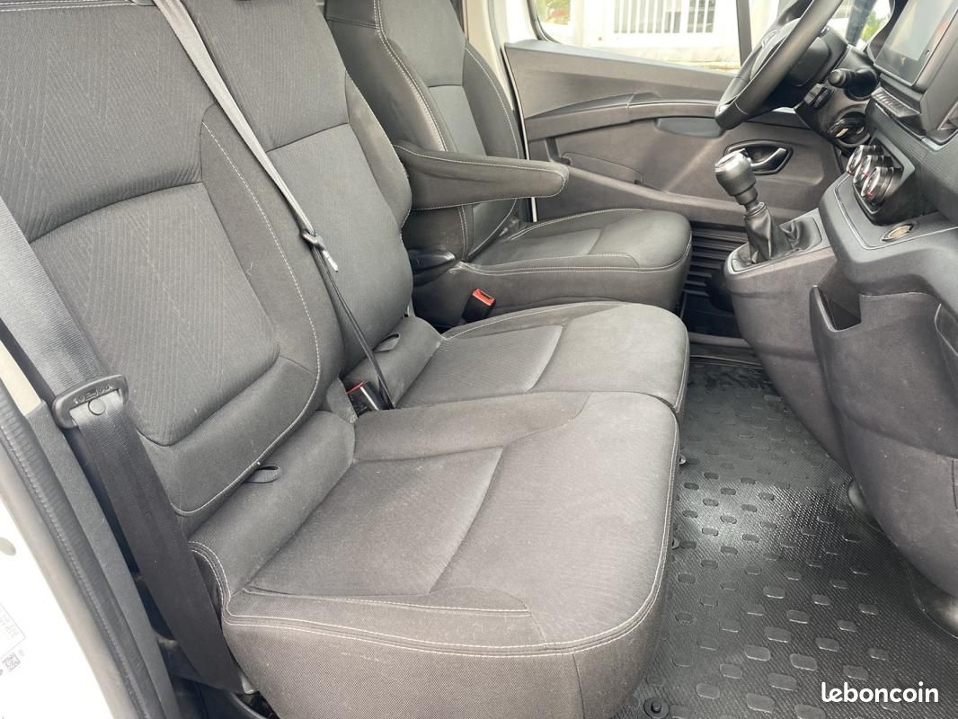 Renault Trafic L2H1 3T 2.0 BLUE DCI 130 GRAND CONFORT (image 10)