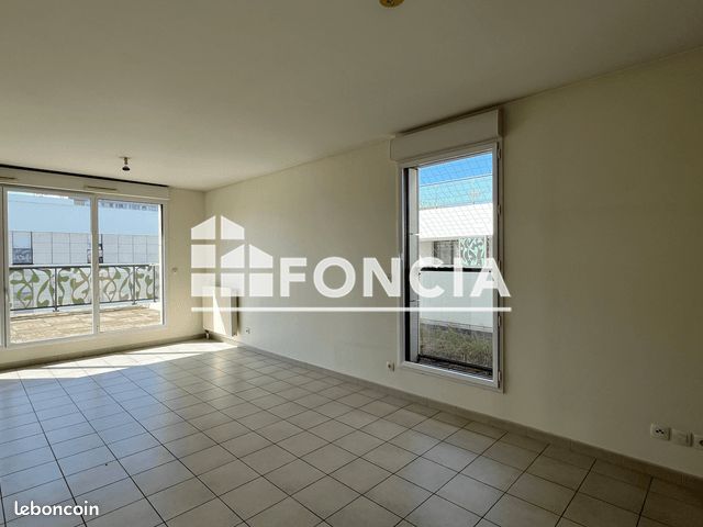 Appartement 4 pièces 110 m² · à Hérouville-Saint-Clair · 110 m² · 1 003 €/mois