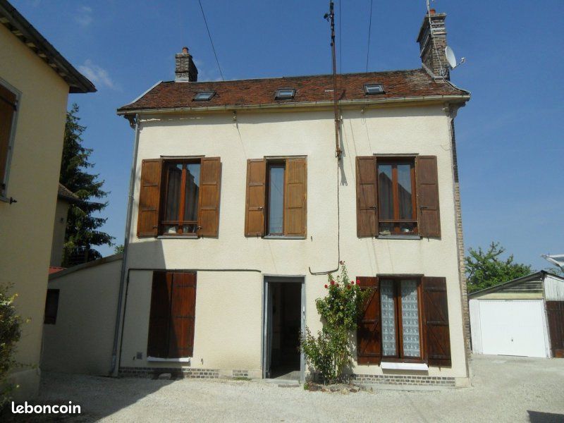 Appartement 2 pièces 15 m² · à Troyes · 15 m² · 326 €